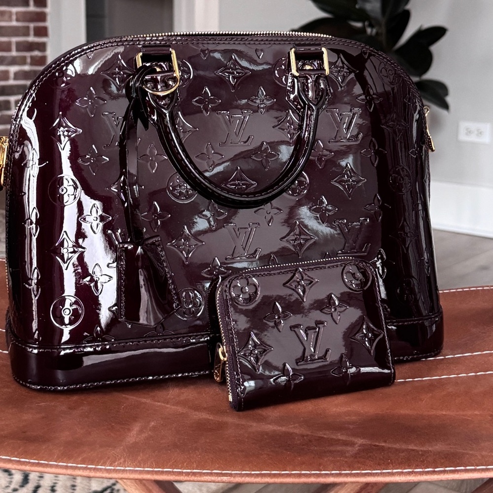 Vintage Louis Vuitton Vernis Alma in Amarante